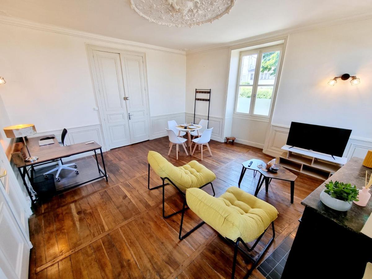 Appartamento Superbe T2 Lumineux Avec Fibre Angoulême Esterno foto